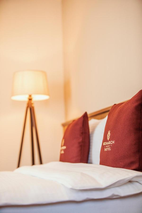 Monarch Boutique Hotel Prizren Exterior photo