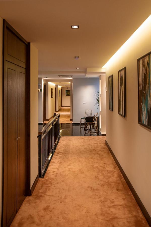 Monarch Boutique Hotel Prizren Exterior photo