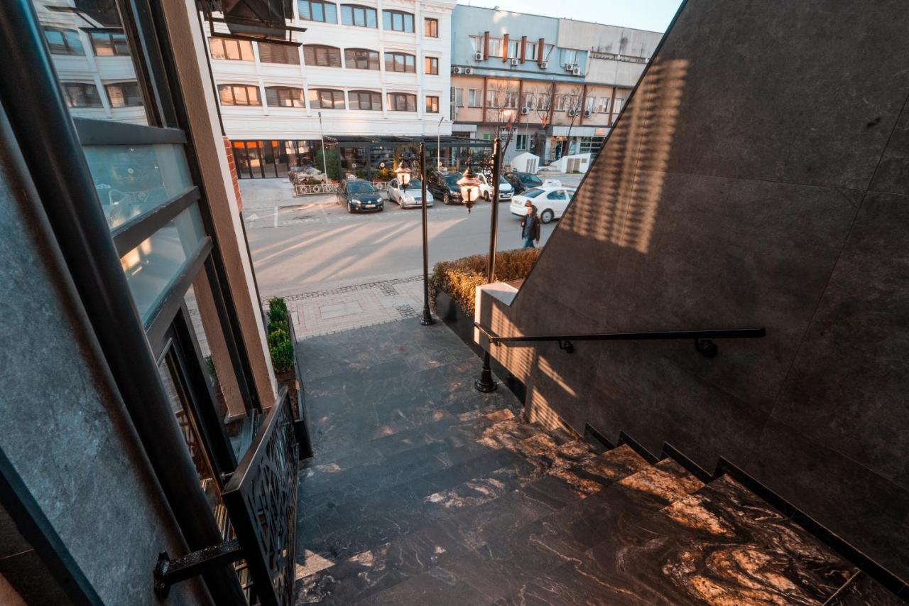 Monarch Boutique Hotel Prizren Exterior photo