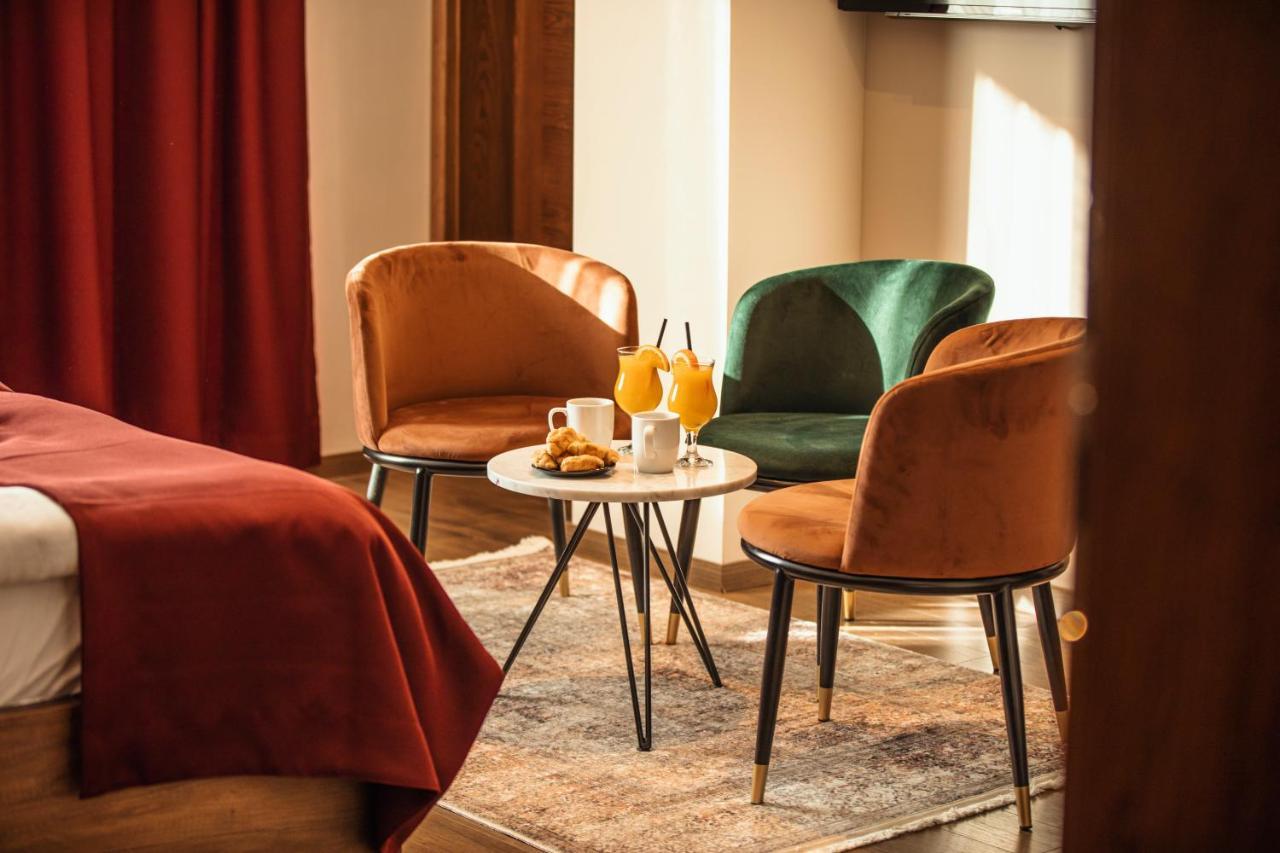 Monarch Boutique Hotel Prizren Exterior photo