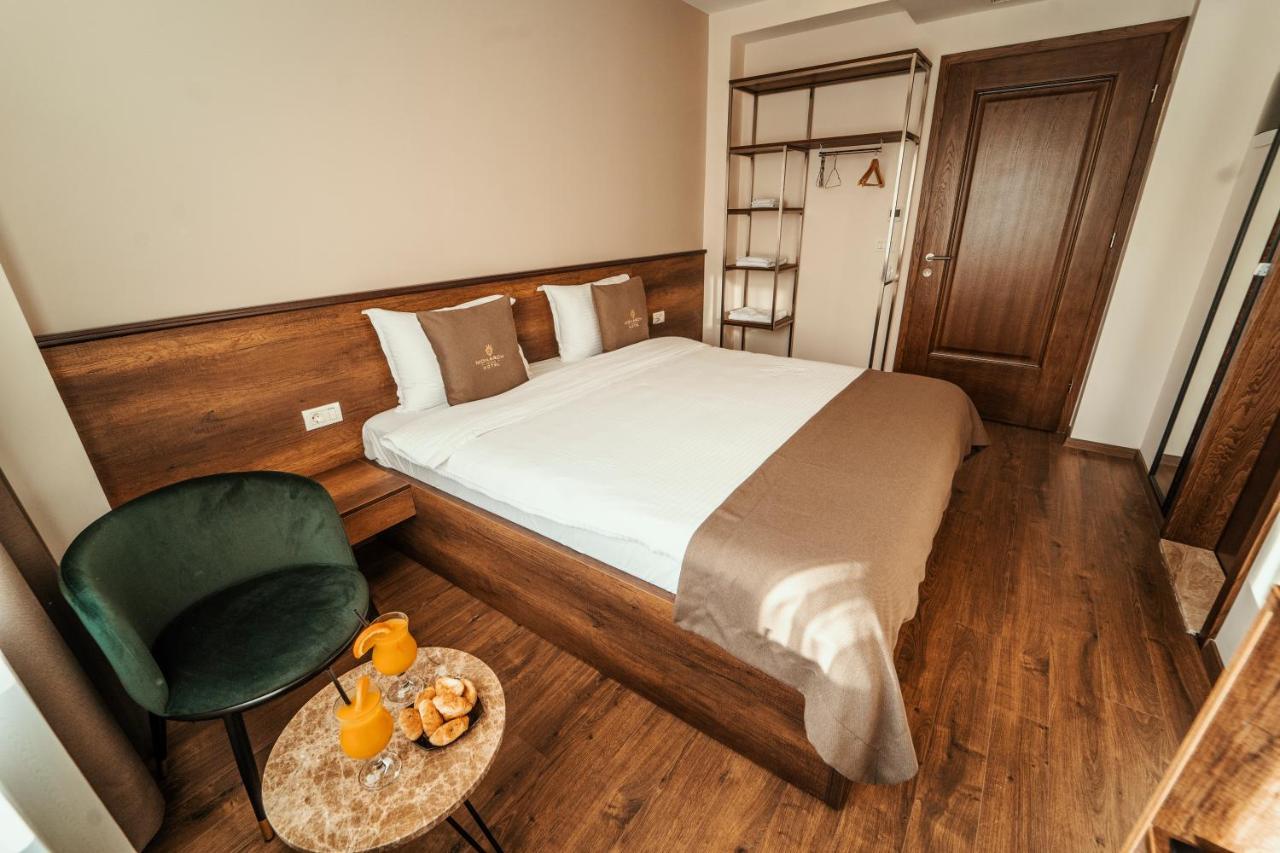 Monarch Boutique Hotel Prizren Exterior photo