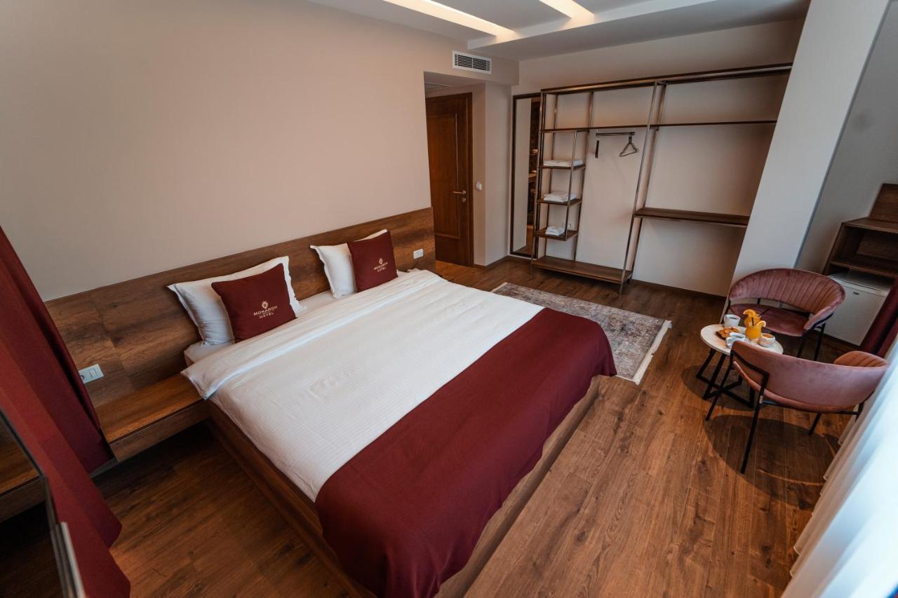 Monarch Boutique Hotel Prizren Exterior photo