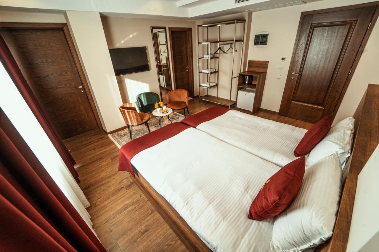 Monarch Boutique Hotel Prizren Exterior photo