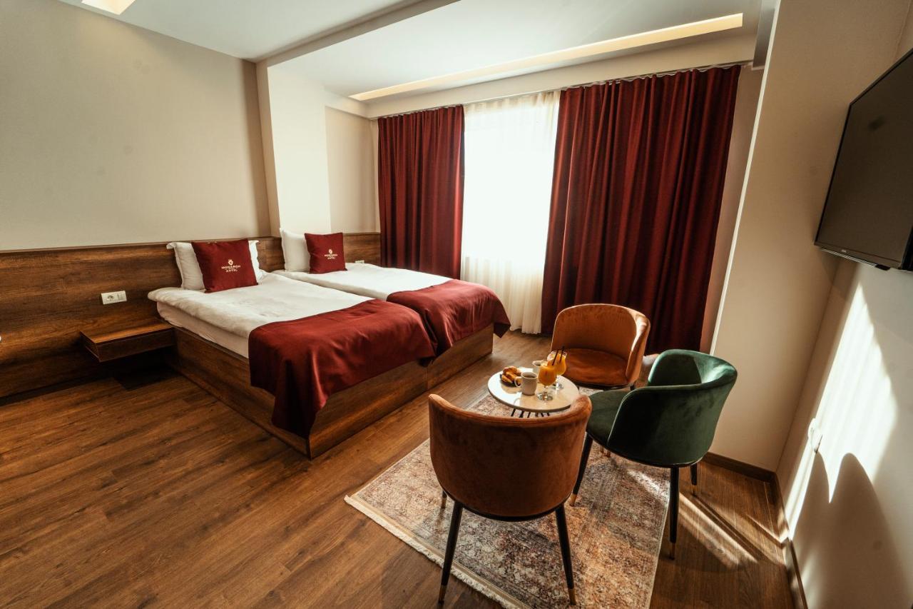 Monarch Boutique Hotel Prizren Exterior photo