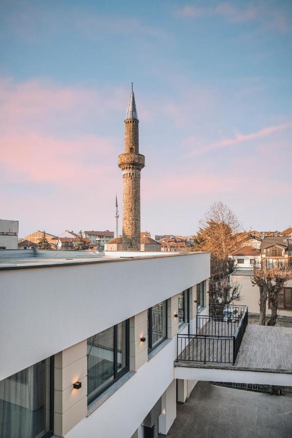 Monarch Boutique Hotel Prizren Exterior photo